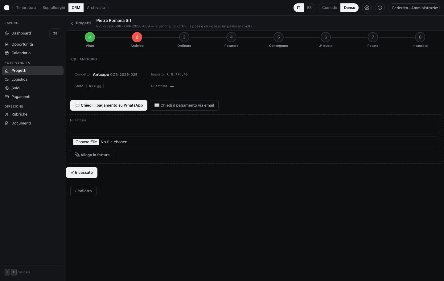 Scheda del progetto al passo dell'anticipo, con la richiesta di pagamento su WhatsApp